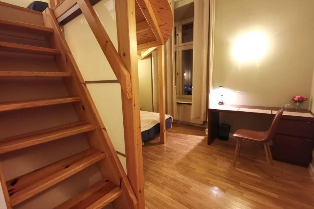 Bright&Comfy Apt -Few Min To Main Square Cracóvia Exterior foto