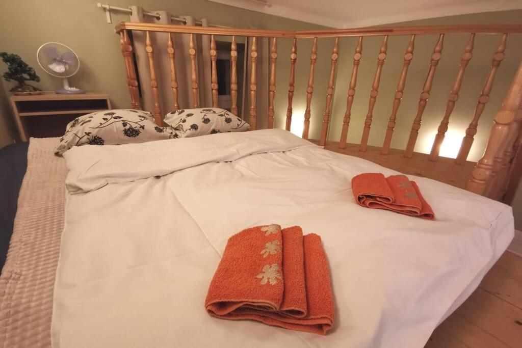 Bright&Comfy Apt -Few Min To Main Square Cracóvia Exterior foto