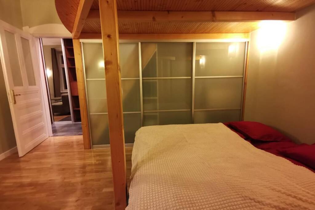 Bright&Comfy Apt -Few Min To Main Square Cracóvia Exterior foto